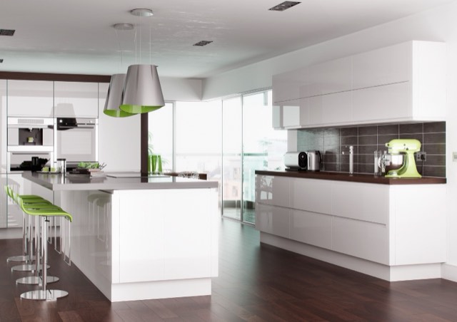 Lucente Gloss kitchen in gloss