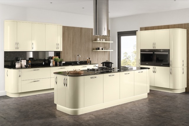 A Vivo+ Gloss kitchen in Ivory